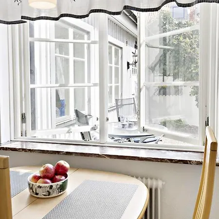 Charming Townhouse Ystad Exterior photo