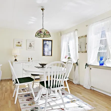 Charming Townhouse Ystad Exterior photo